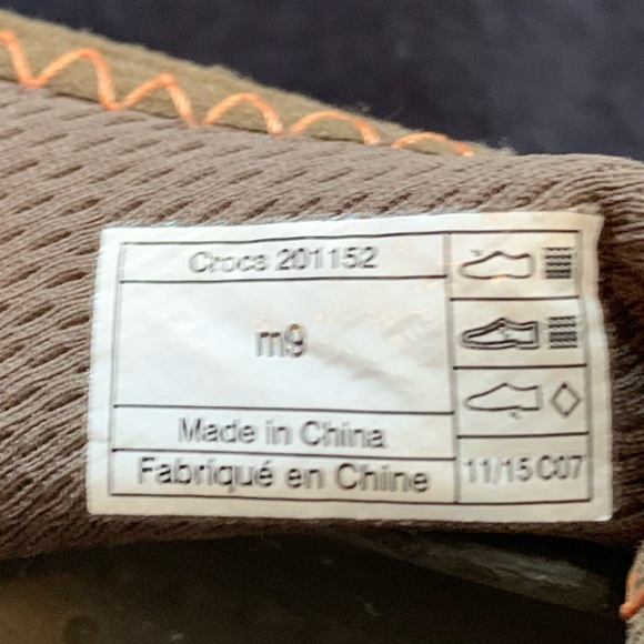 Camo Crocs - Picture 6 of 6